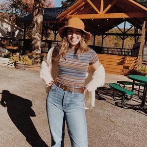 Meet your Posher, Dana